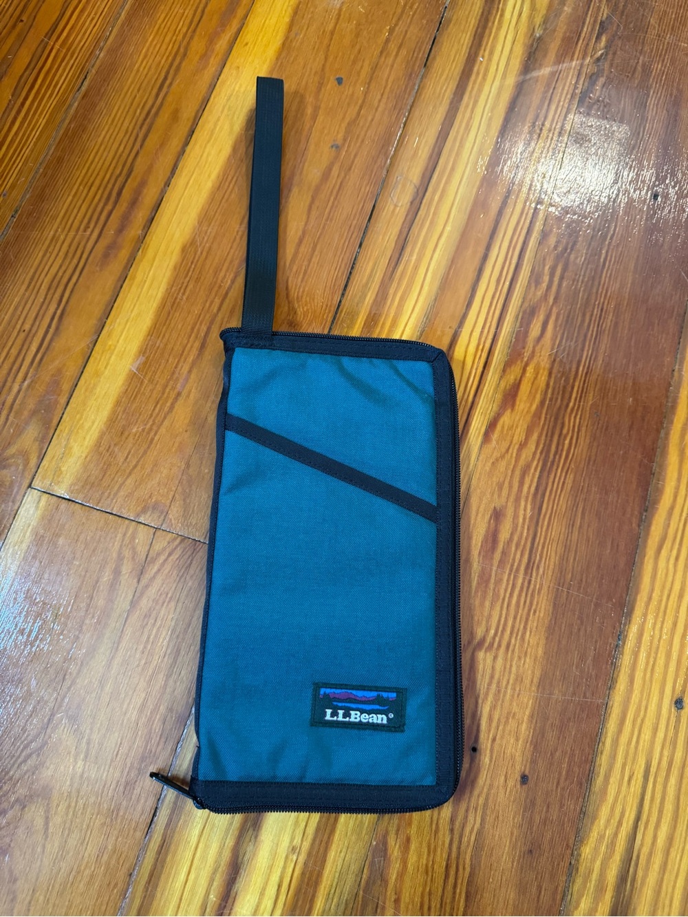 L.L. Bean Teal Travel Organizer Pouch with Black Trim